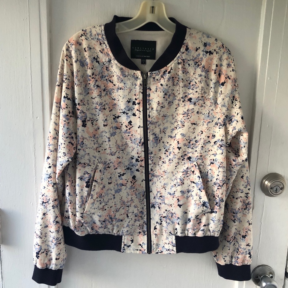 Sanctuary Women’s Lightweight Silky Floral Bomber Jacket